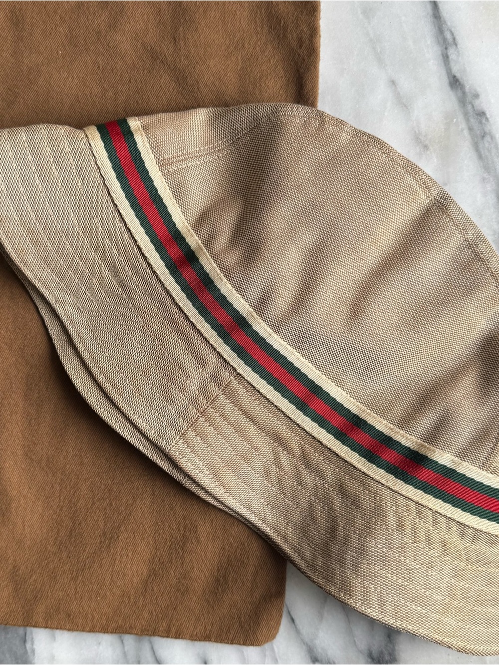 Gucci Beige Canvas Bucket Hat with Green and Red Web Stripe - Picture 7 of 7